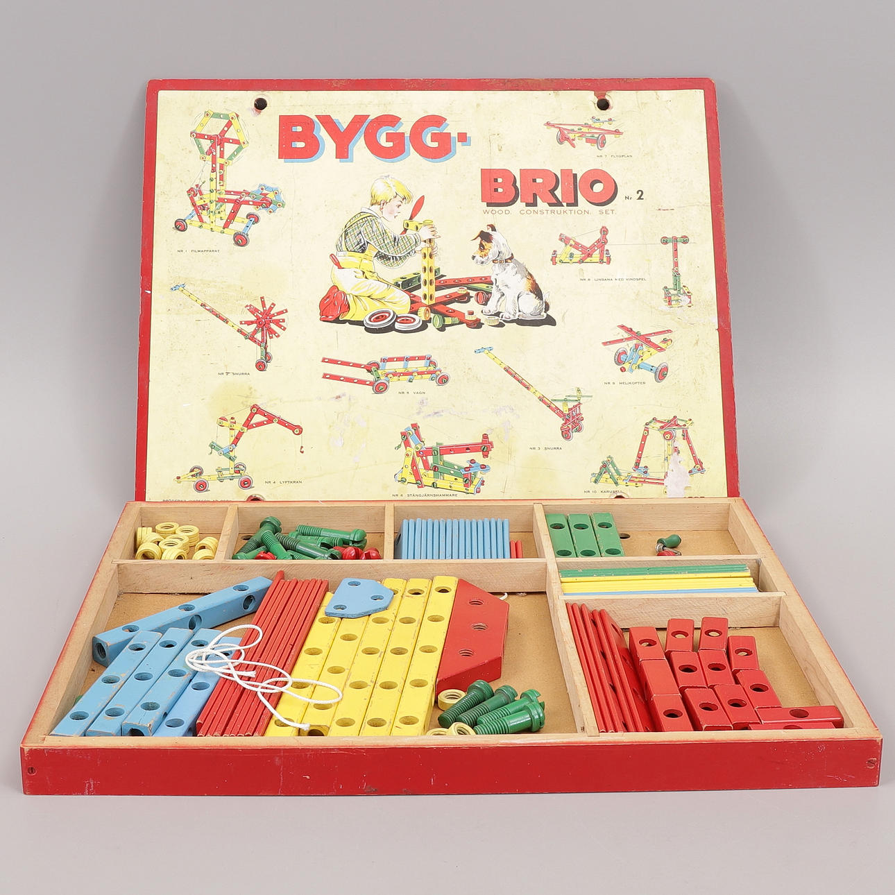 BYGG-BRIO no. 2, Wood construction set, 1950s.