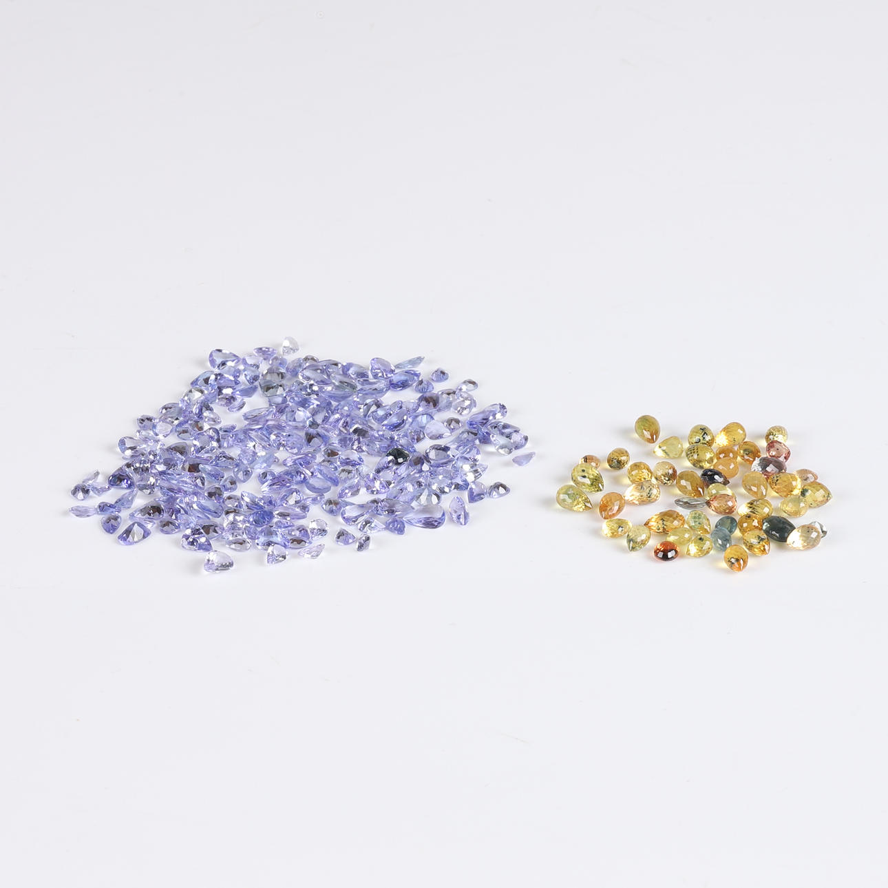 TANZANITER & SAFIRER.