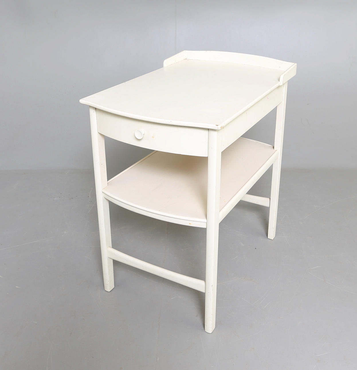 CARL MALMSTEN. Sängbord, Bodafors.