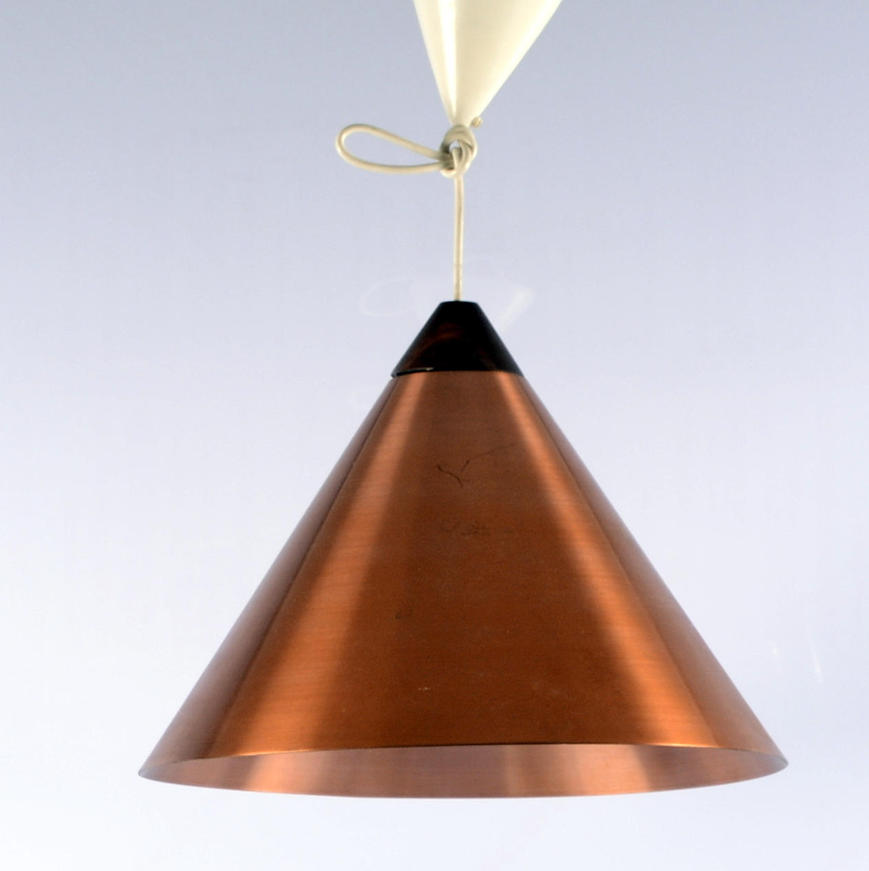 TAKLAMPA, teak ock koppar.