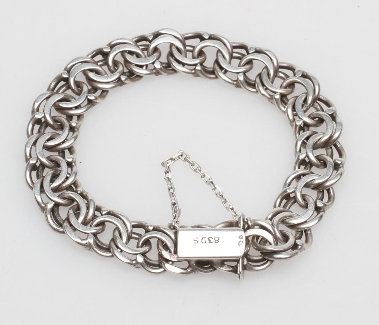 SILVERARMBAND BISMARCK, vikt ca 33,4 gr.