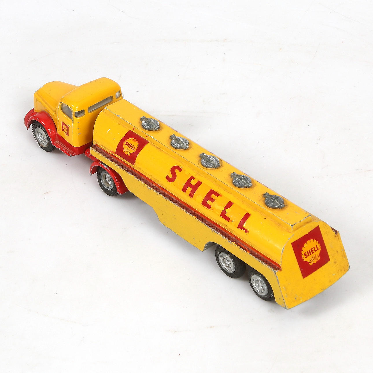 TEKNO, Shell tankbil, Volvo, Danmark, 1900-talets andra hälft. Leksaker ...