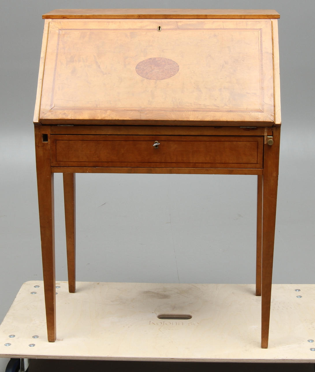 SNEDKLAFFSEKRETÄR, björk, slutet av 1800-talet/sekelskiftet 1900.