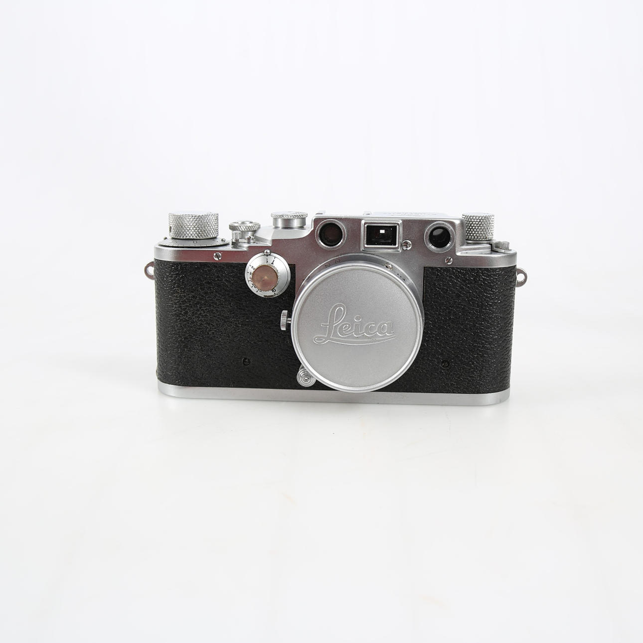 CAMERA, Leica DRP Ernst Leitz, Wetzlar, Germany.