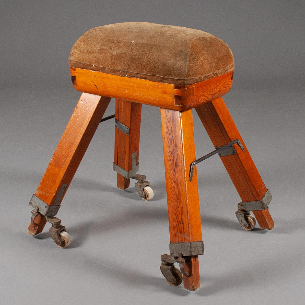 BOCK, Rantzows gymnastikredskap, 1900-talets mitt.