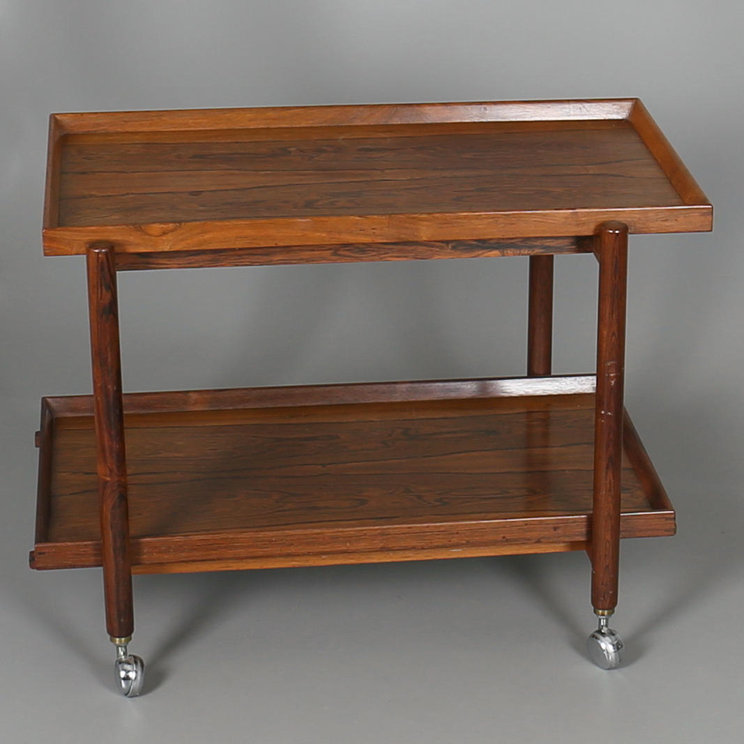 SERVERINGS/TEVAGN. Palisander. Troligen Grete Jalk. Danmark. 1960-tal.