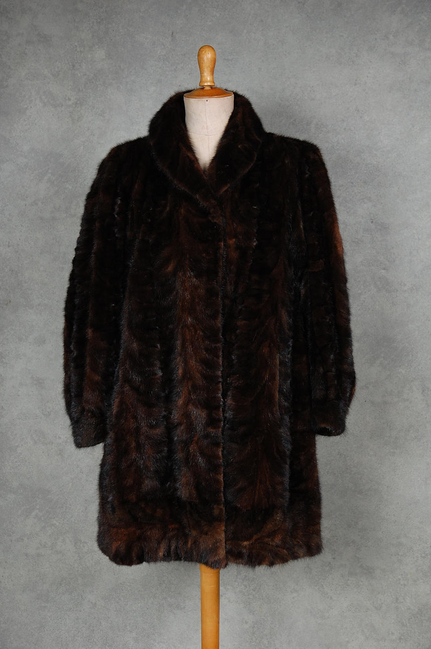 MINKPÄLS, Swaggermodell.