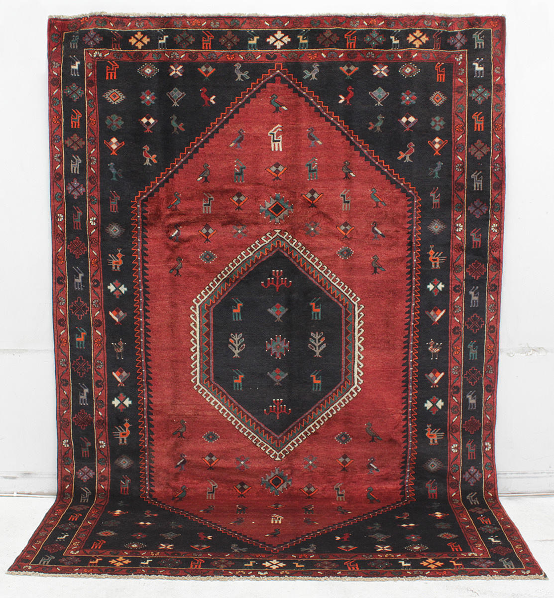 MATTA, Orientalisk, figural Klardasht, 315 x 212 cm.