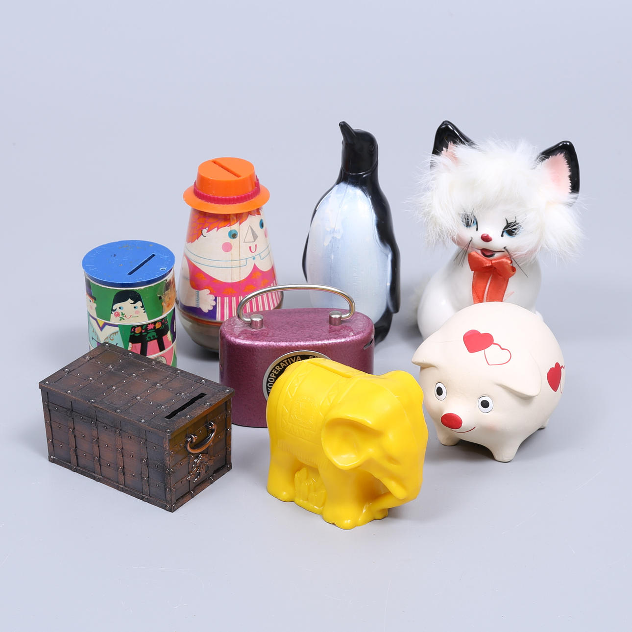 KØB, 8 stk, plast/keramik/metal.