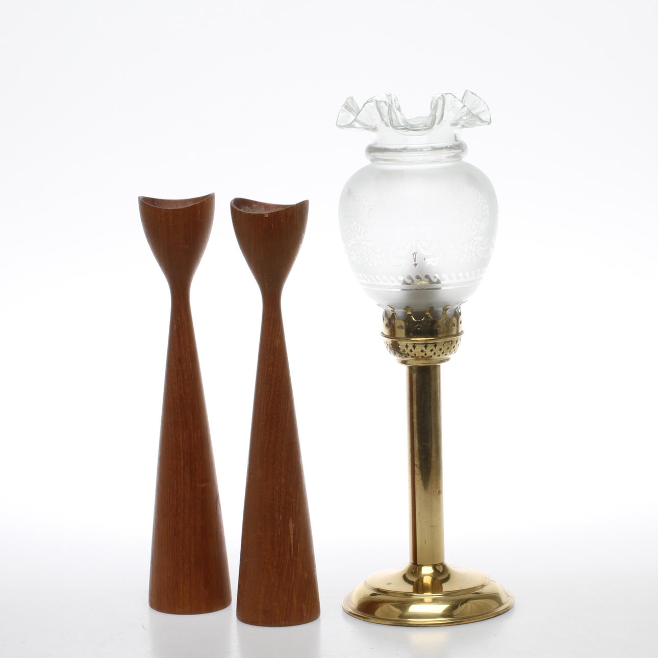 LJUSSTAKAR, 1 par, teak, STORMLYKTA, sk. stumpstake, glas och metall, Karlskronas lampfabrik AB.