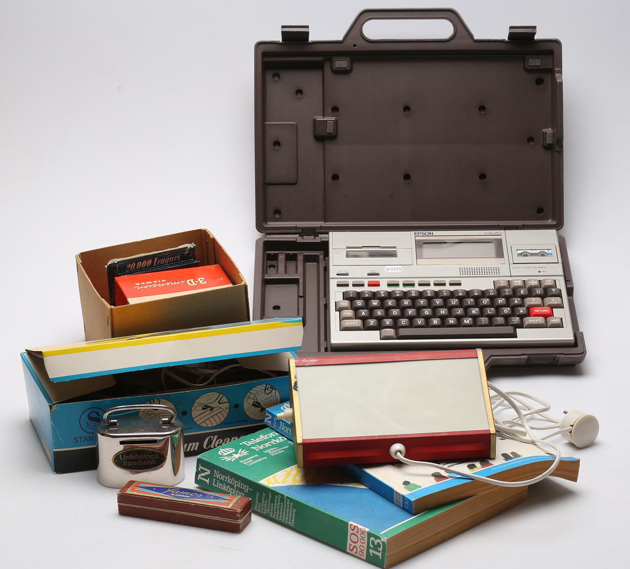 Sæt AF LEGETØJ, ELEKTRONIK og mere.