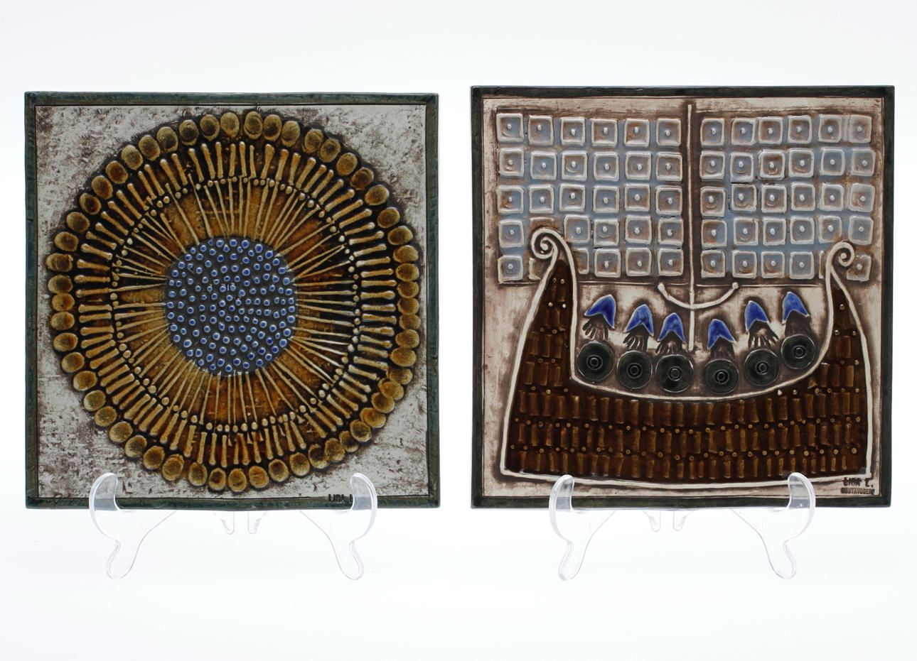 VÄGGRELIEFER, 2 st, stengods, Lisa Larson, Gustavsberg.