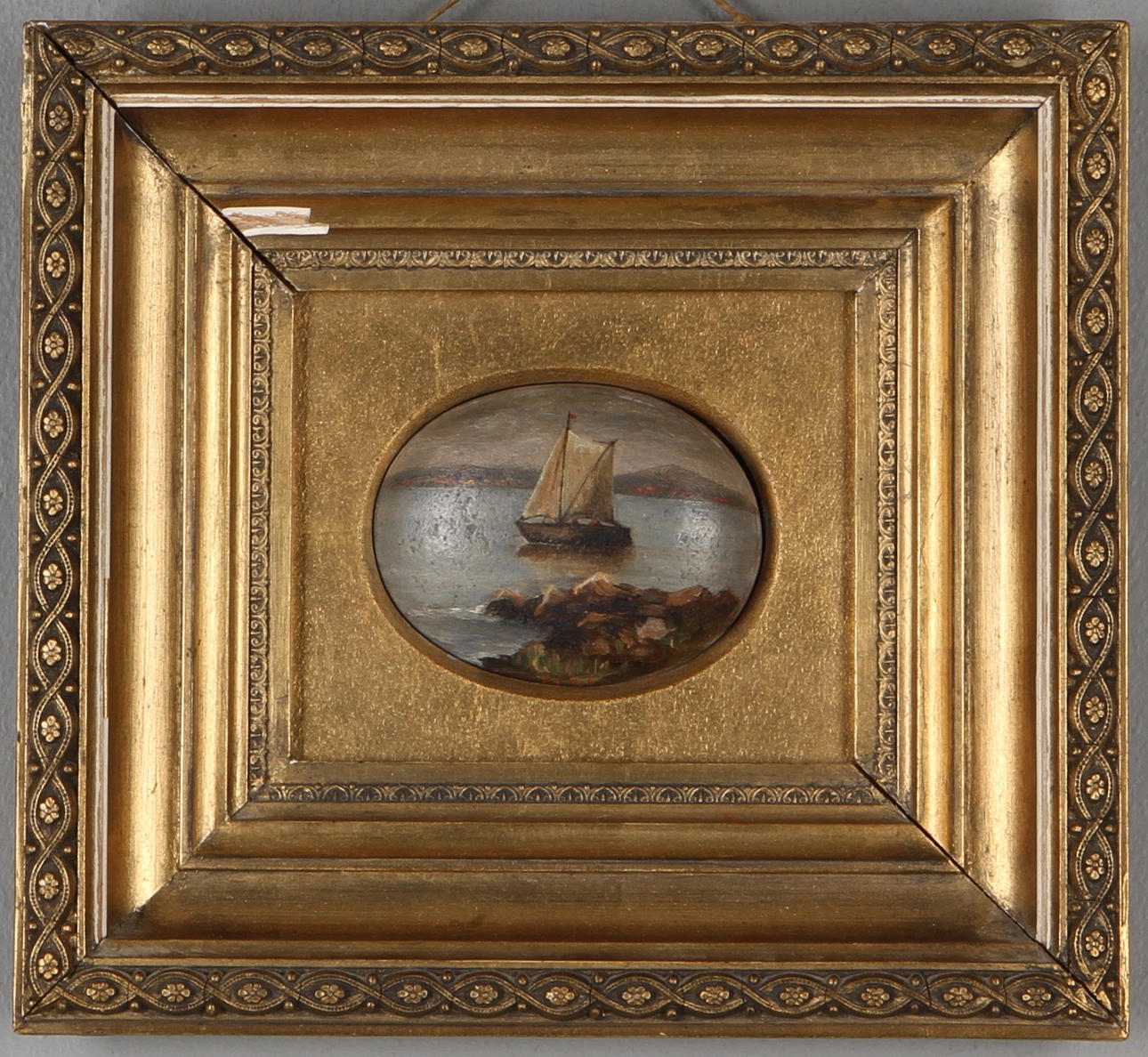 TAVLA, sjömansarbete, bemålad på sten.