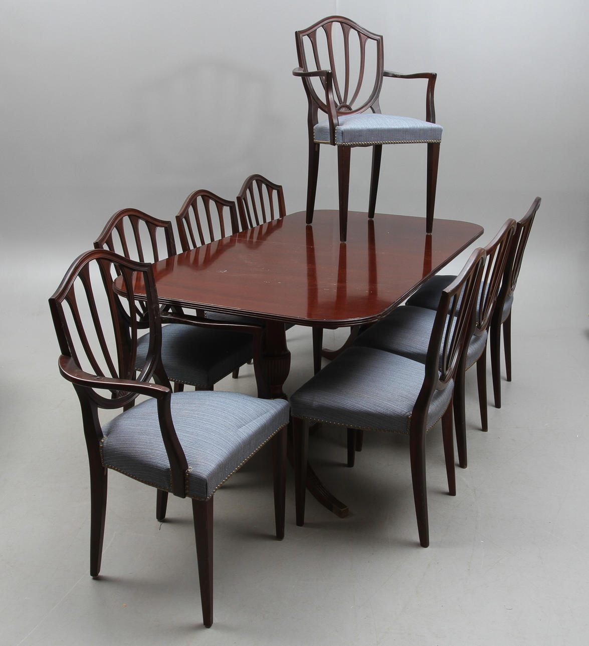 MATSALSGRUPP, 9 delar, engelsk stil, 1900-tal.