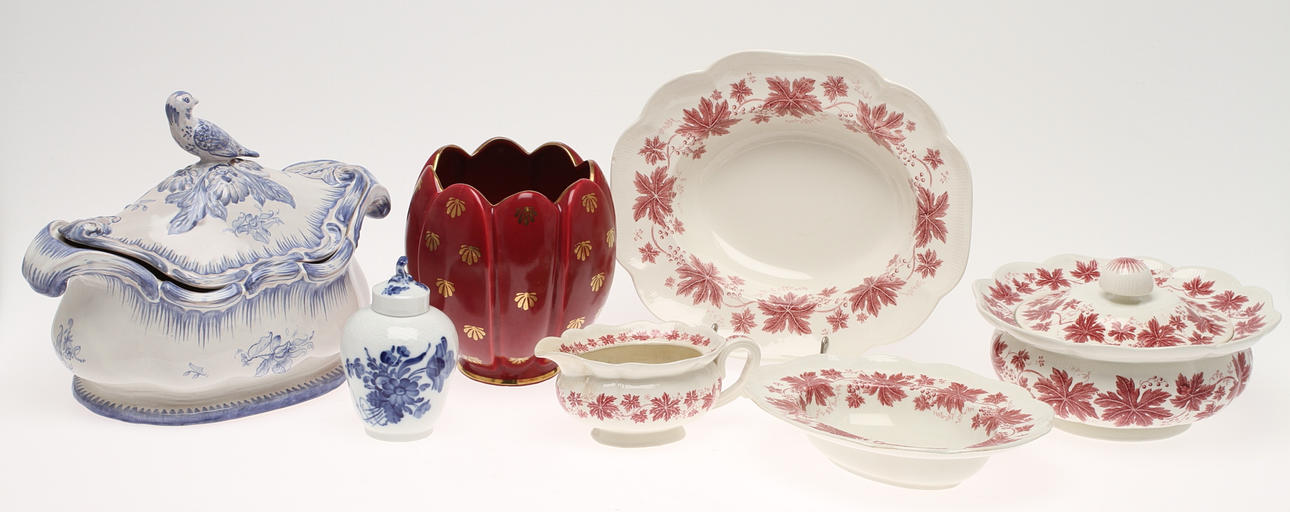 PARTI PORSLIN, 7 delar, Gefle, Gabriel och Royal Copenhagen.