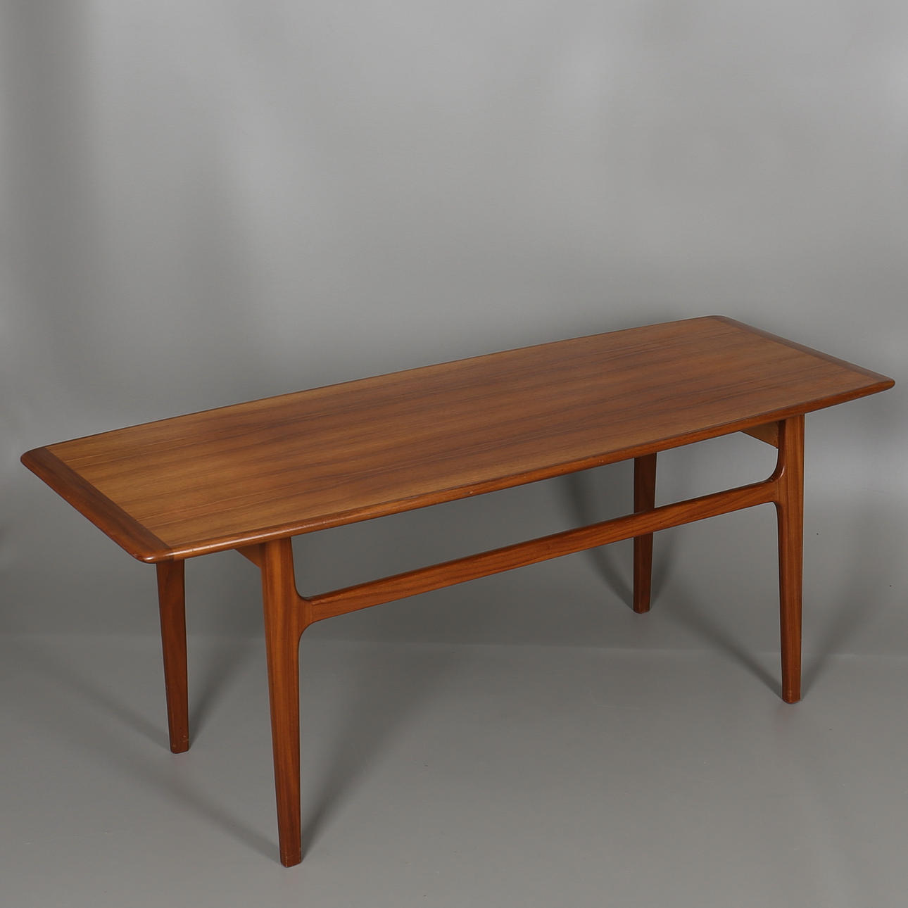 SOFFBORD. Teak. 1950/60-tal.