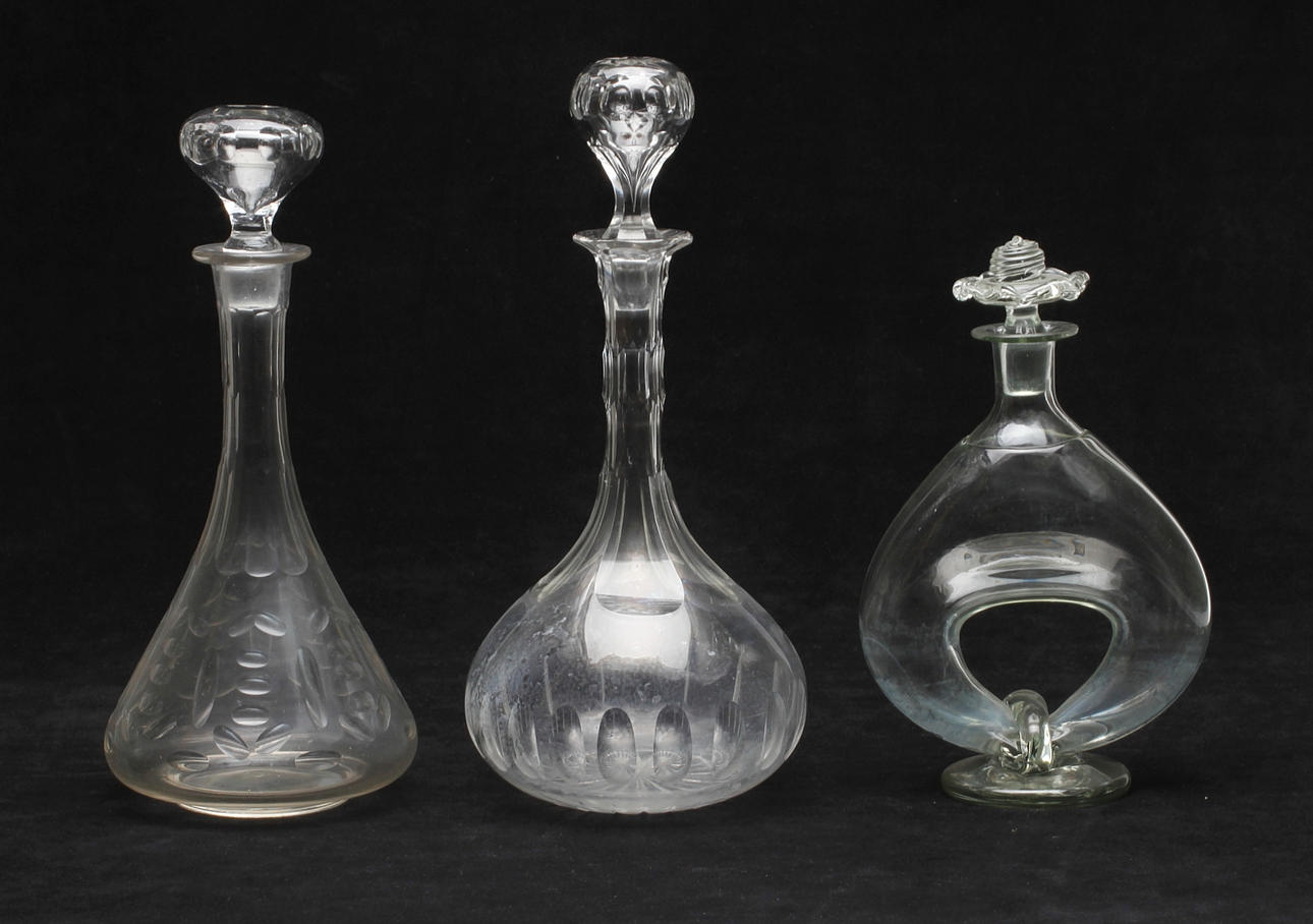 KARAFFER, 3 st, glas, 1900-tal.