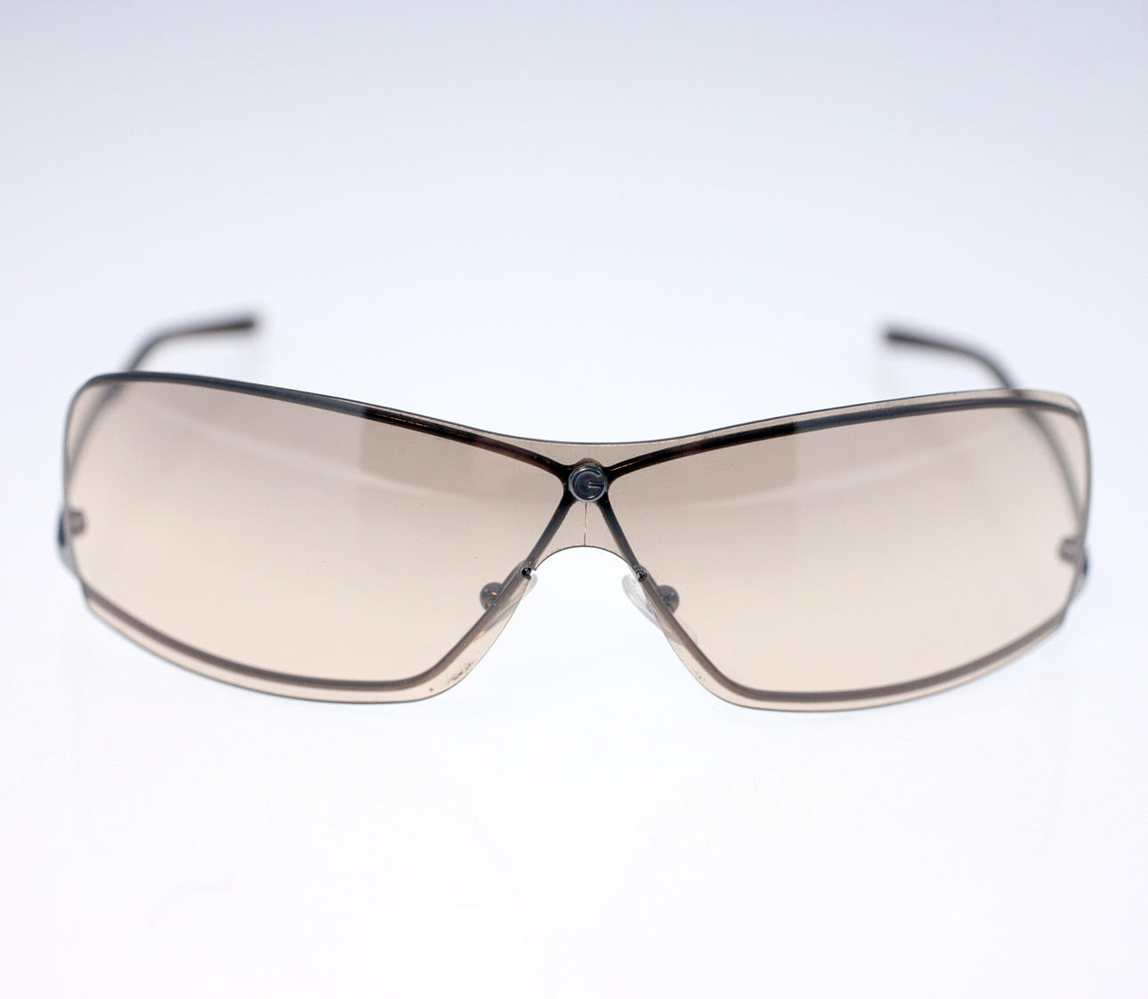 GUCCI ヴィンテージ サングラス GG 1709 SUNGLASSES. Gucci 1709 p. Vintage & Designer Fashion - Auctionet