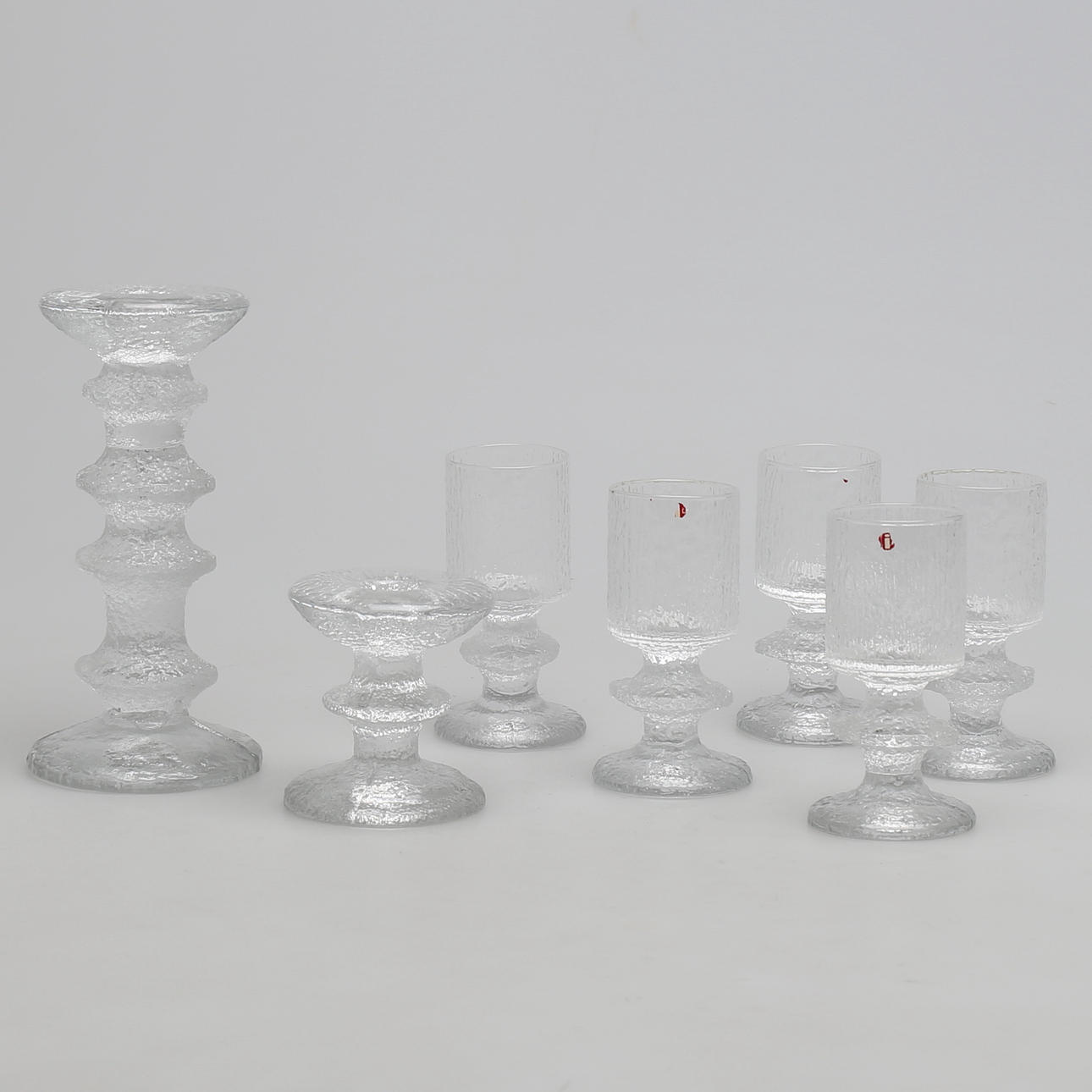 TIMO SARPANEVA. Parti glas. 7 delar "Festivo" samt "Senator" Iittala.