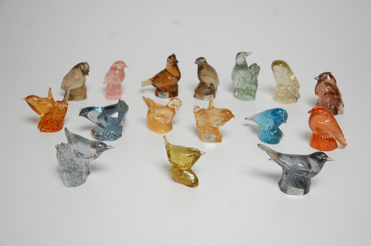 FIGURES, 16 pcs, glass, Paul Hoff Kosta Boda WWF. Glass