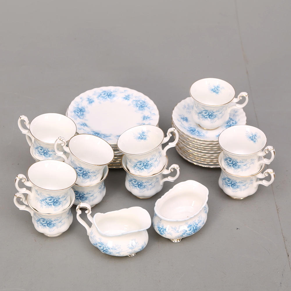 KAFFEESERVICE 25 Teile, Bone China, Royal Albert, England.