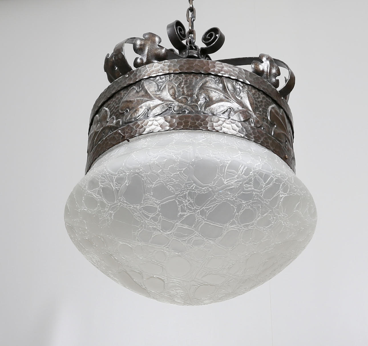 TAKLAMPA, Jugend, tidigt 1900-tal.