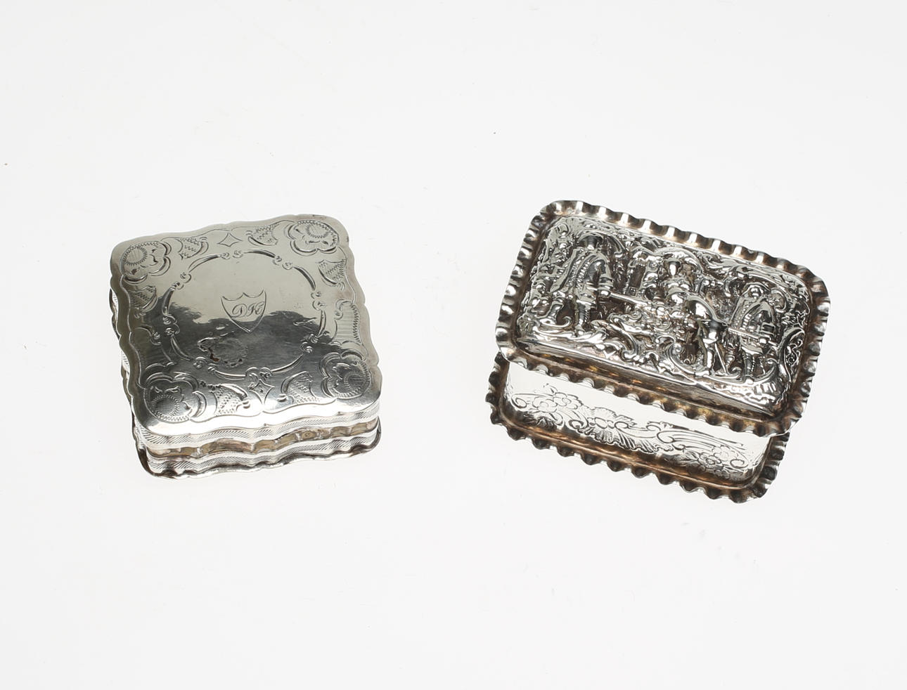 SILVERDOSOR, 2 stycken.