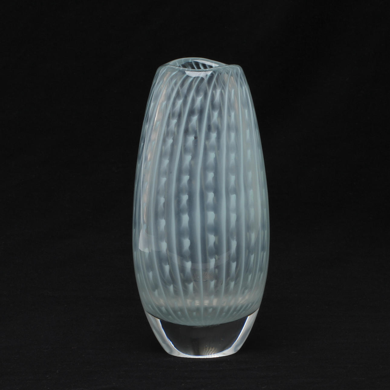 VAS, glas. Mona Morales-Schildt, Kosta. Signerad.