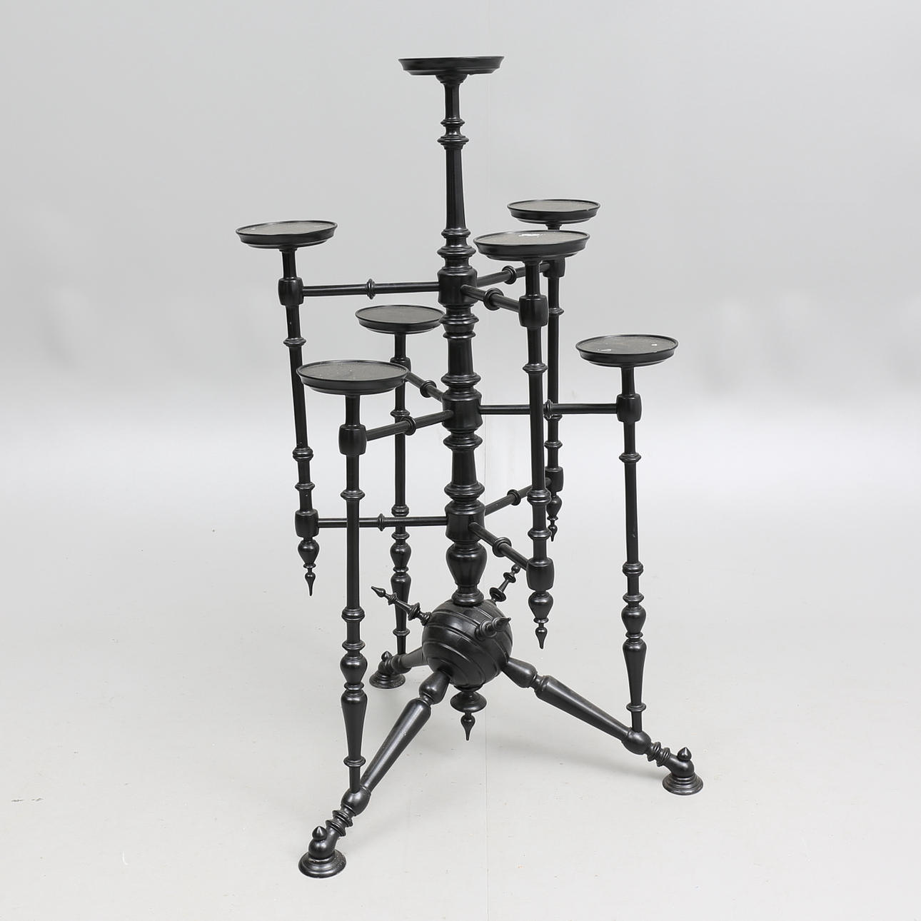 PIEDESTAL, för 7 krukor, 18-1900-tal.