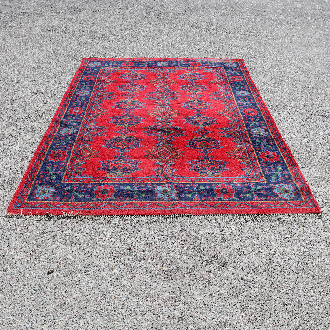 TEPPICH, türkisch, handgeknüpft. Uschak.