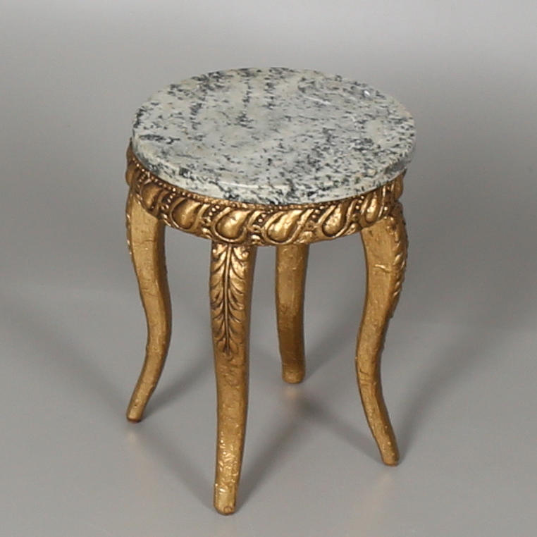 PIEDESTAL. Marmor och trä samt pastellage. 1900-tal.