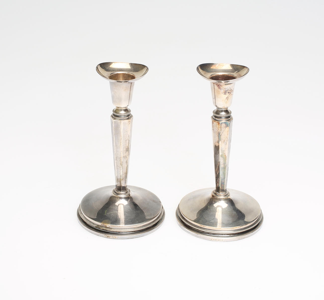 LJUSSTAKAR, 1 par, silver, GAB.