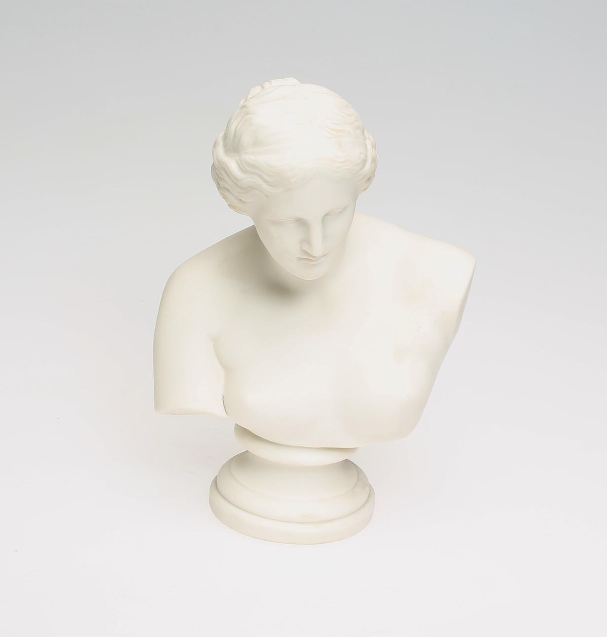 FIGURIN, Parian, Gustavsberg, Kvinnobyst.