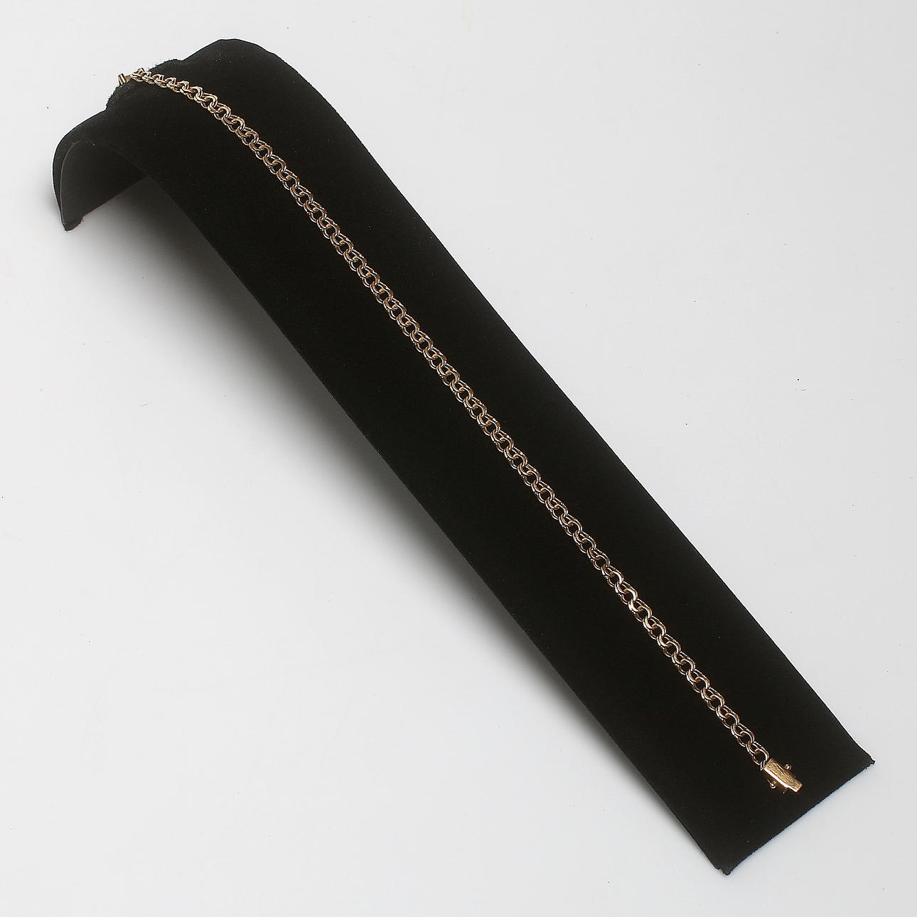 ARMBAND, 18k "Bismarcklänk". 1900-talets slut. Vikt 6 gram.