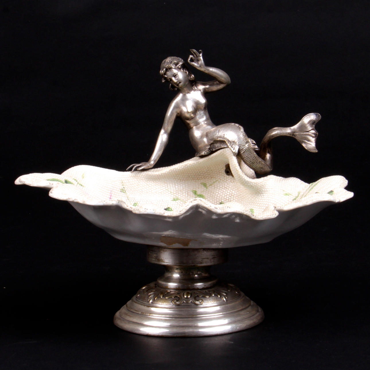 SKÅL PÅ FOT, porslin och nysilver, patent, 1900-talets mitt.