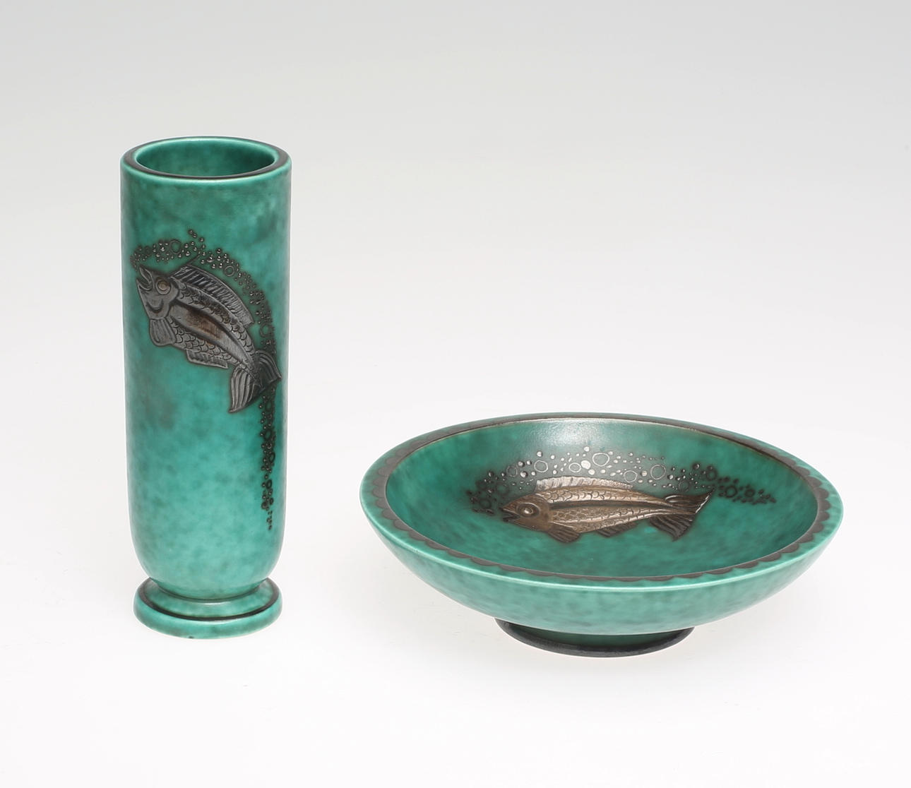 WILHELM KÅGE. Argenta, Gustavsberg, silverinlägg.