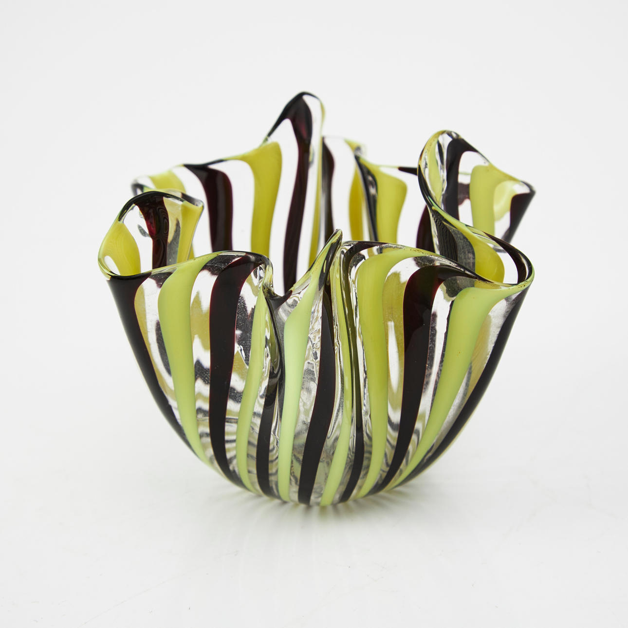 NÄSDUKSSKÅL, Venini, Murano, etsad märkning.