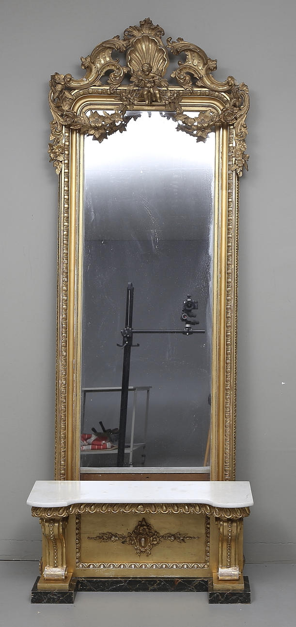 SPEGEL MED TRYMÅBORD, nyrokoko, 1800-talets andra hälft.