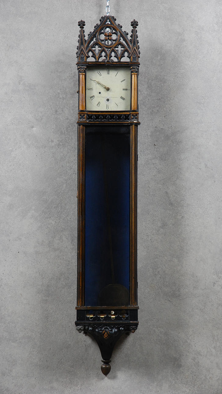 VÄGGUR, Gotisk stil, Henrik.Wahlqvist Sockholm,1833-1870.