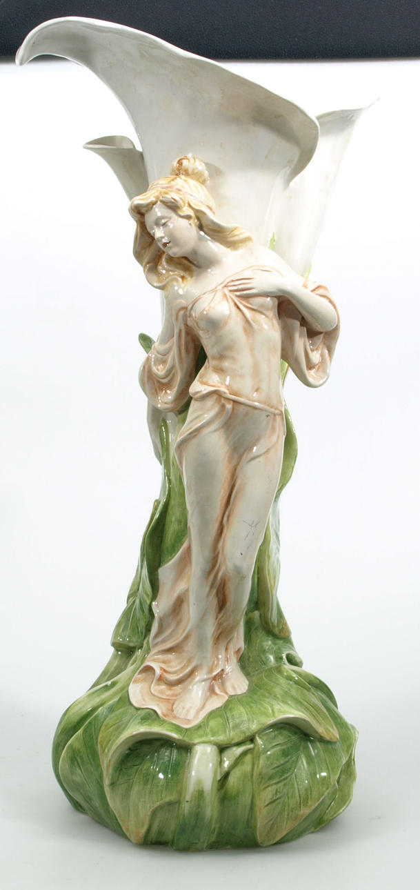 GOLVVAS, porslin, Jugendstil, 1900-talets andra hälft.