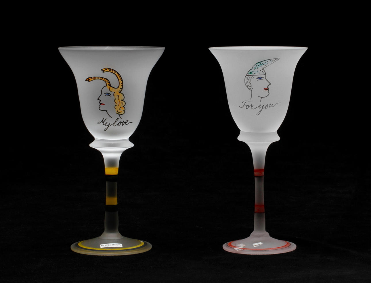 VINGLAS, 2 st, Ulrika Hydman-Vallien, Kosta Boda.