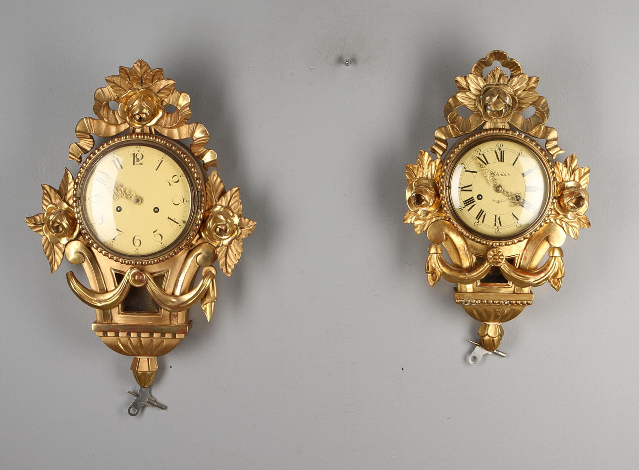 VÄGGPENDYLER 2 st, 1900-tal.