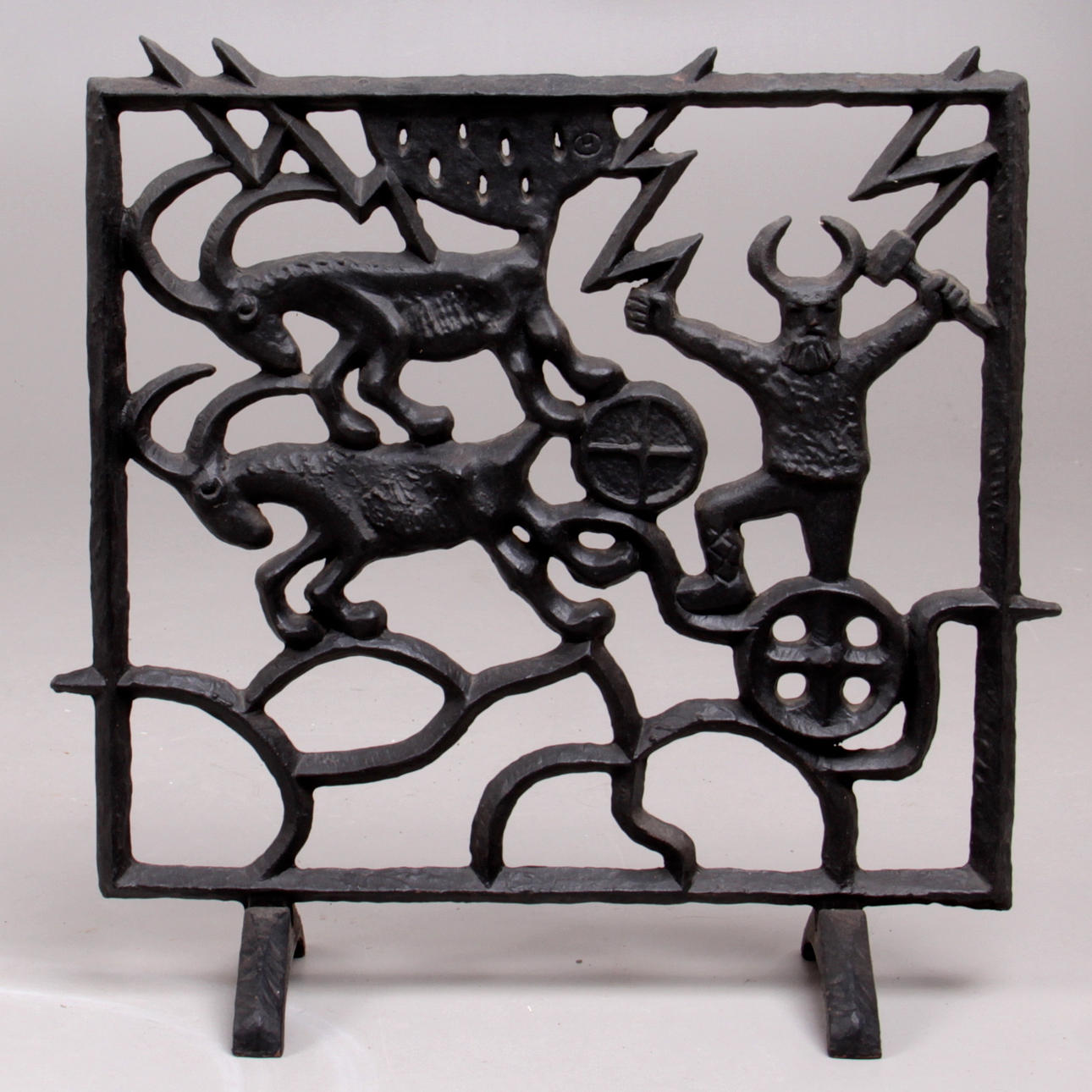 GNISTSKYDD, Gjutjärn, Olle Hermansson, Husqvarna, 1960-tal.