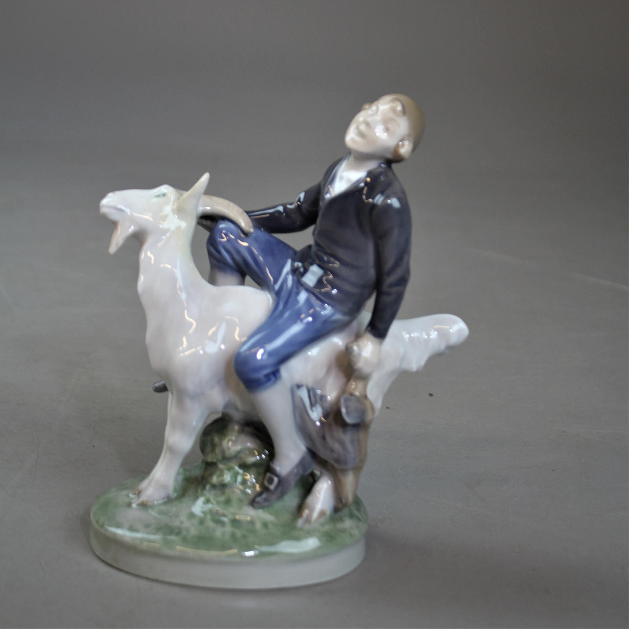 FIGURIN, porslin Royal Copenhagen Danmark.