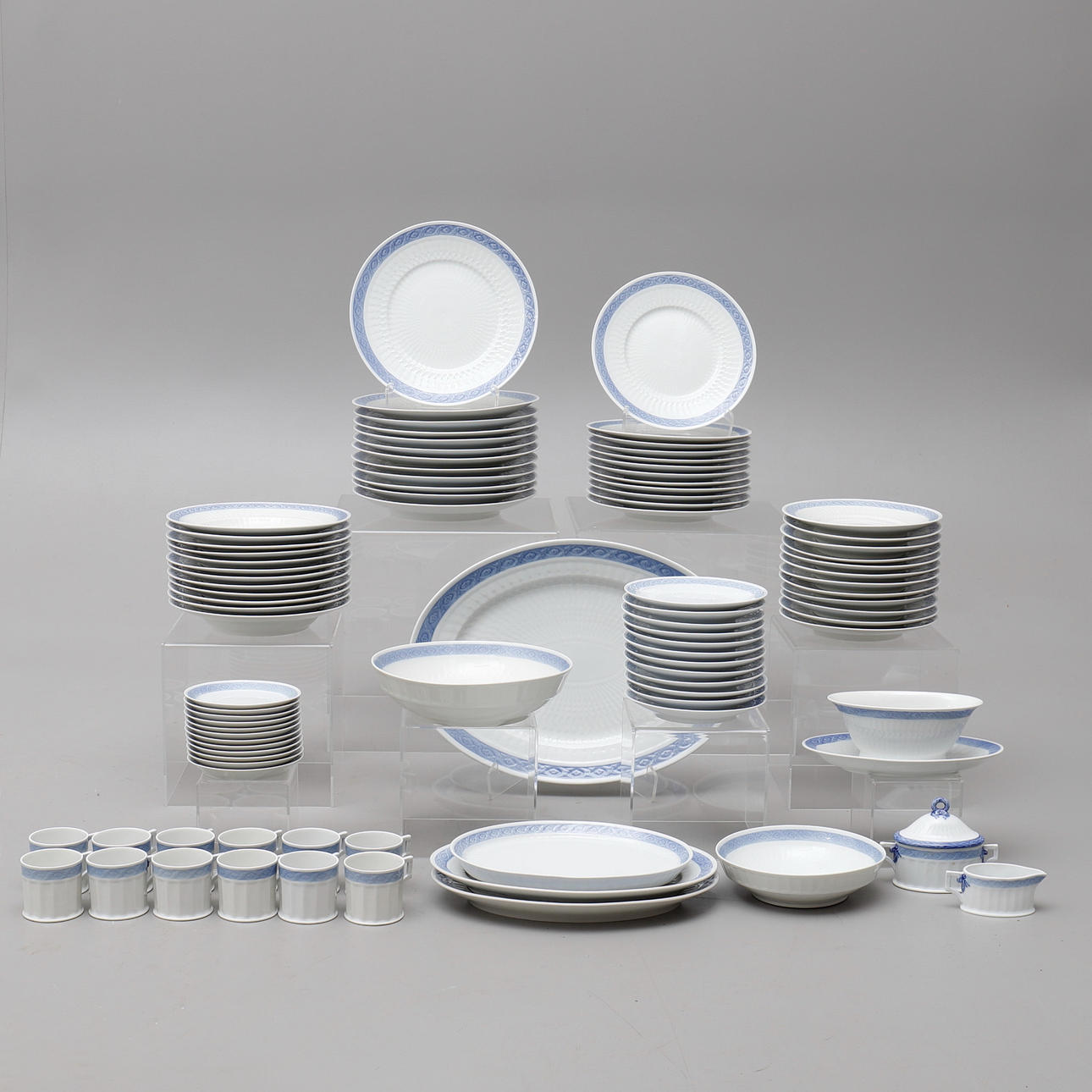 SERVICIO DE COMIDA Y CAFÉ, "BLÁ VIFTE", ROYAL COPENHAGUE.