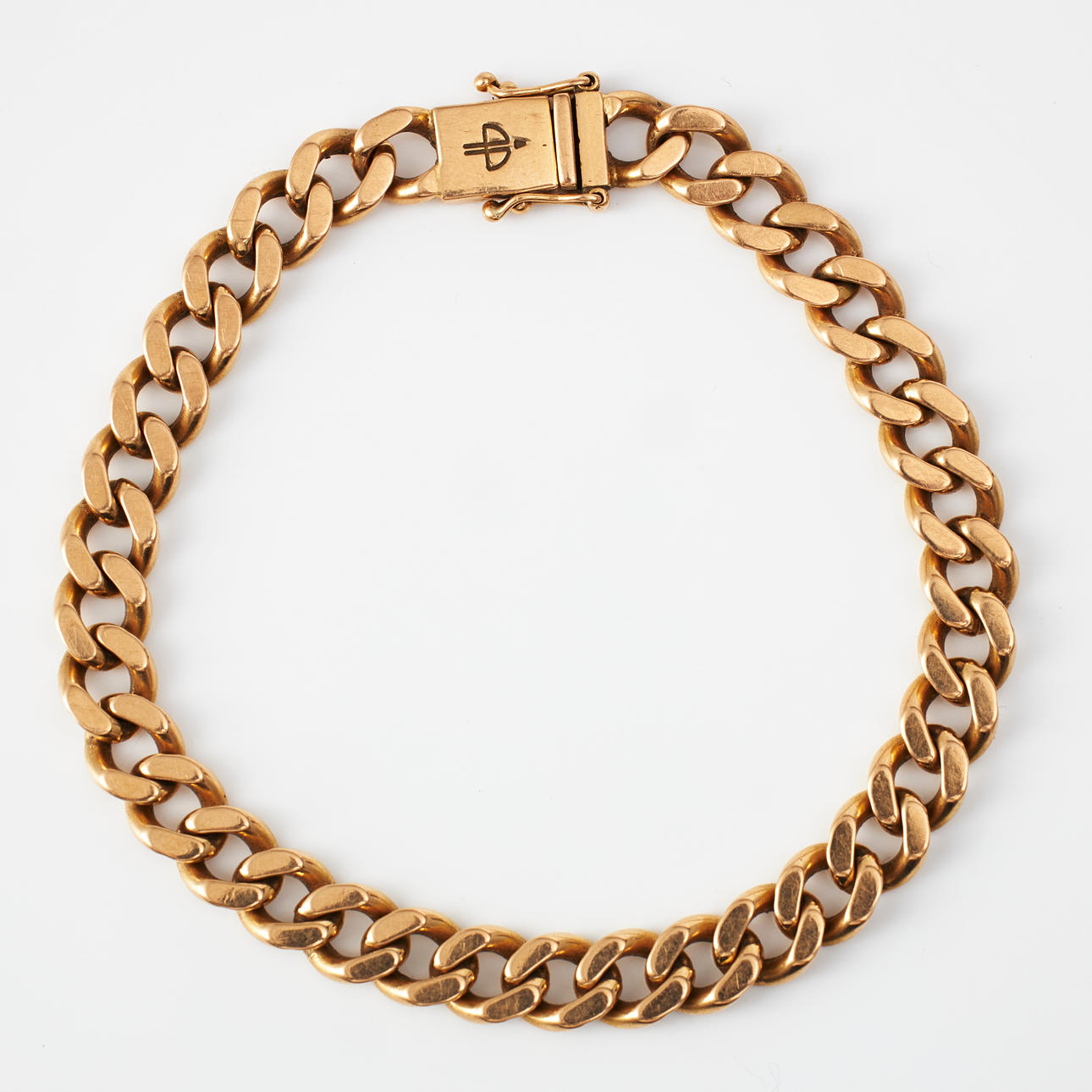 BRACELET, 18k gold, mangled armor link, Balestra.