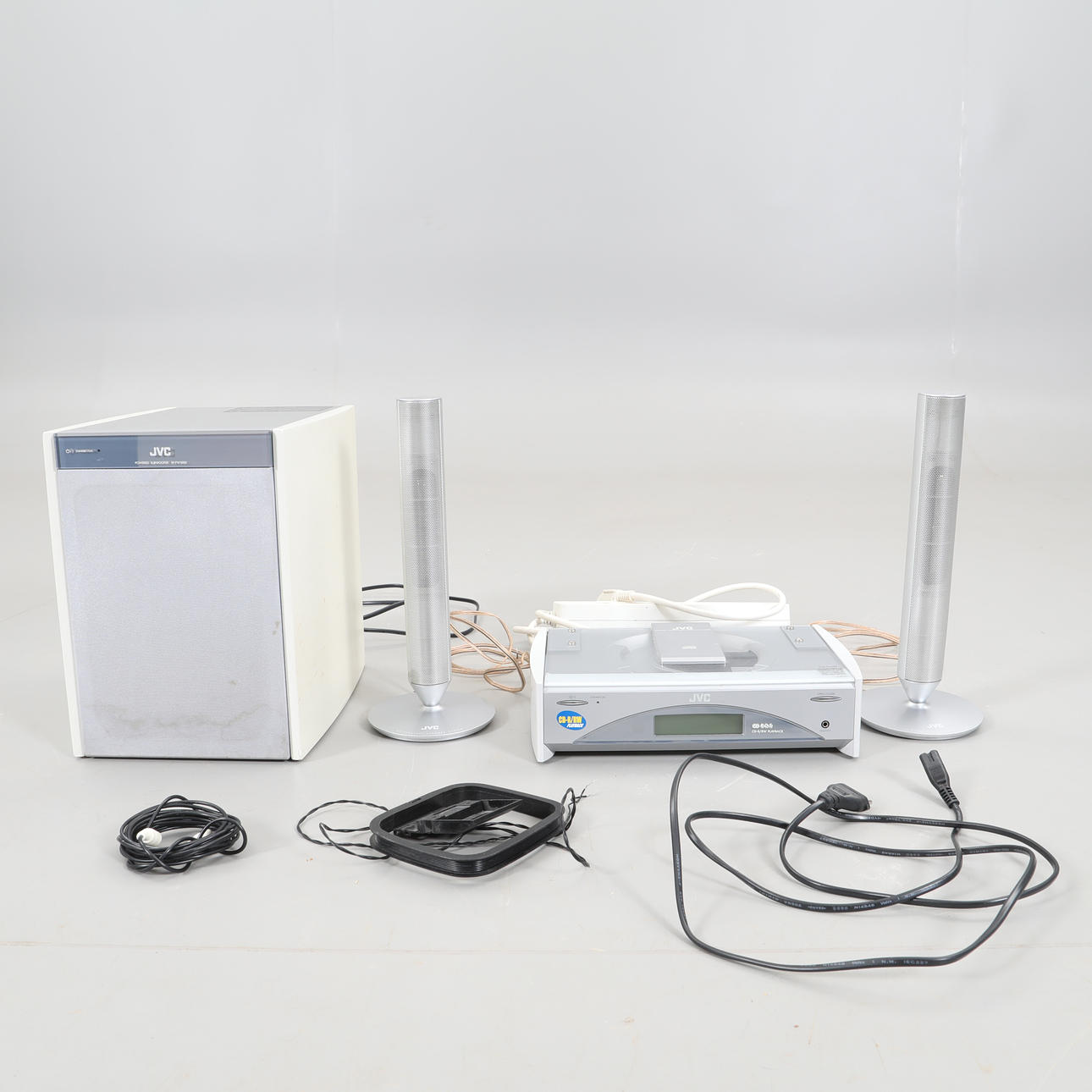 JVC Compact Component System, CD-R/RW Playback, and JVC SP-PW1000.