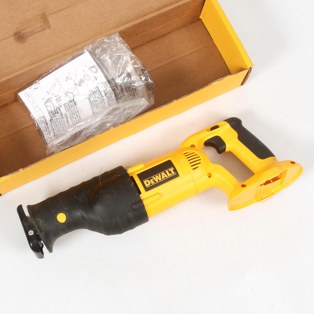 DEWALT, Tiger-saha, DC385N, 2000s.