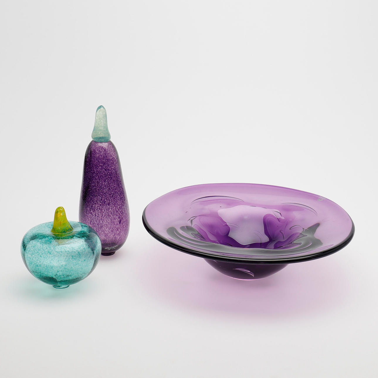 SVENSKT KONSTGLAS, TRE DELAR.