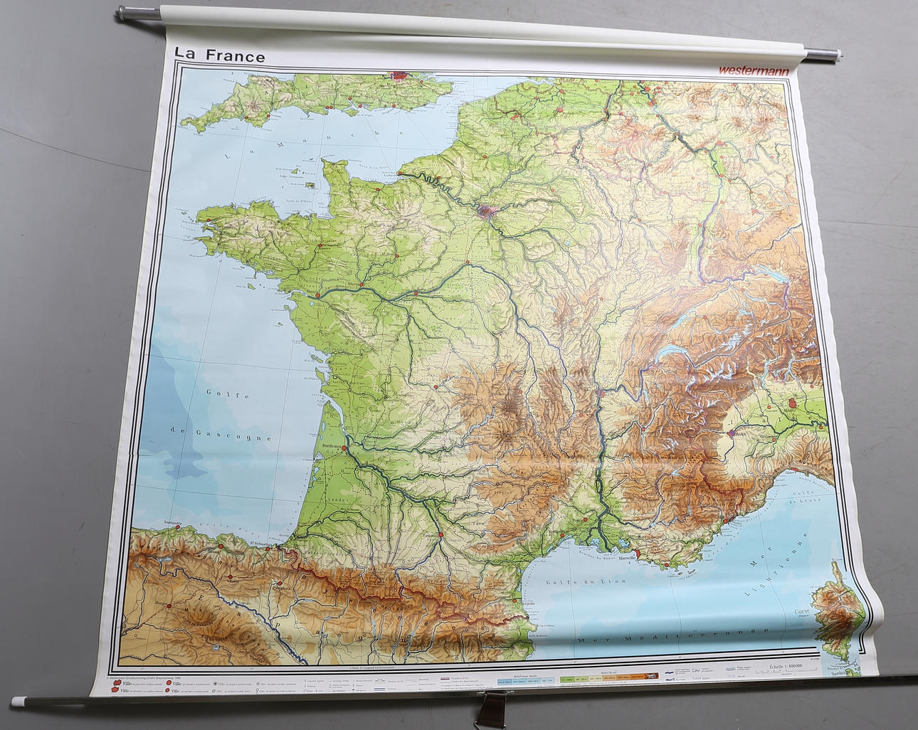 SKOLKARTA, Frankrike, 1900-talets andra hälft.